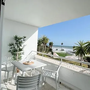 miraflores-beach-sea-front-luxury.es-andalucia.com/